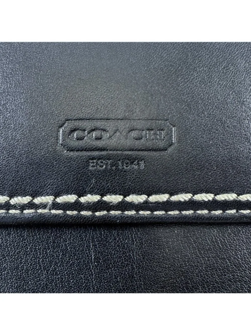 Coach Hampton Wallet Black Leather Silvertone Turnlock Hardware Vintage Y2K
